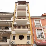 The 5th Floor *