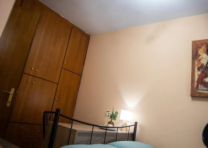 The 5th Floor